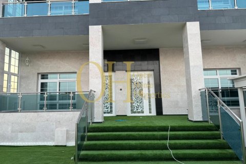 5 dormitorios Villa en Al Shamkha, UAE No. 9058 6