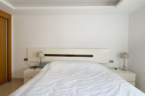 3 dormitorios Apartment en Cortes (San Pedro De Alcantara), Spain No. 27356 4