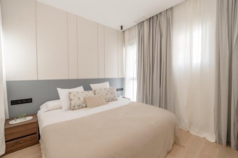 2 bedrooms Apartment in Madrid, Spain No. 26870 7