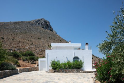 3 bedrooms Villa in Chania, Greece No. 23844 5