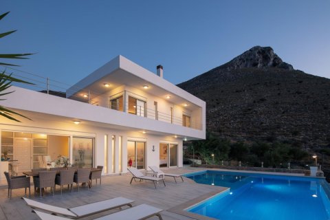 3 bedrooms Villa in Chania, Greece No. 23844 1