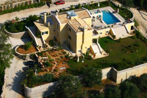 5 bedrooms Villa in Corfu, Greece No. 59511 2