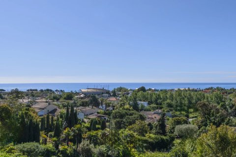 5 bedrooms Villa in Antibes, France No. 67344 5