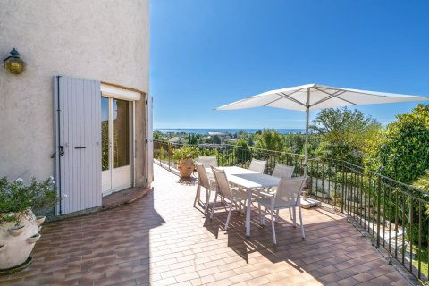 5 bedrooms Villa in Antibes, France No. 67344 6