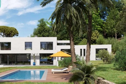 4 bedrooms Villa in Cannes, France No. 67352 2