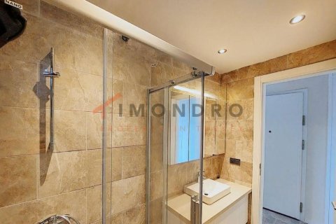 2+1 Apartment in Besiktas, Turkey No. 17825 2