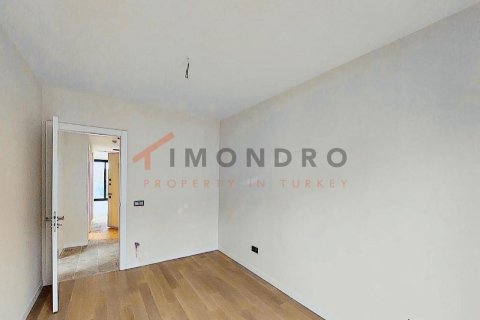 2+1 Apartment en Besiktas, Turkey No. 17825 8