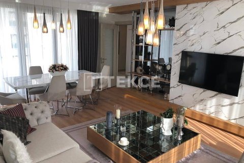 3+1 Apartment in Istanbul, Turkey No. 17832 9