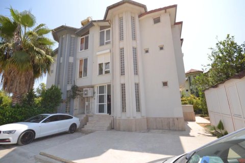 4+1 Villa in Incekum, Turkey No. 14607 17