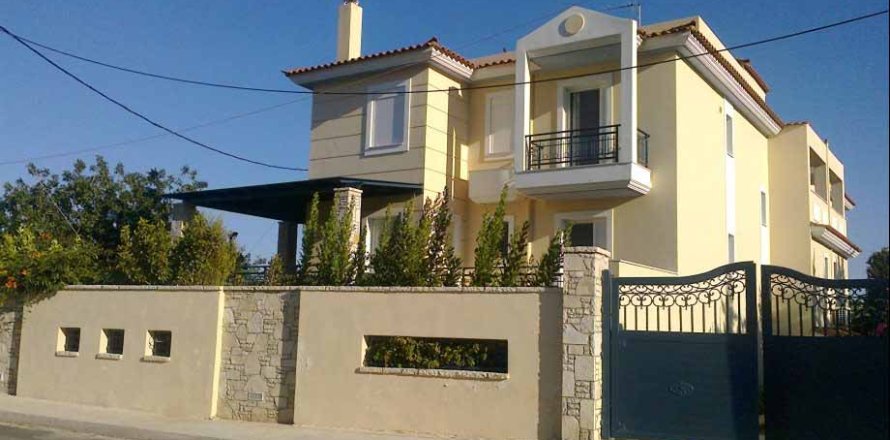 4 bedrooms Maisonette in Megara, Greece No. 60279