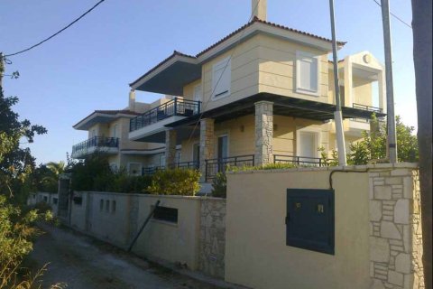 4 bedrooms Maisonette in Megara, Greece No. 60279 2