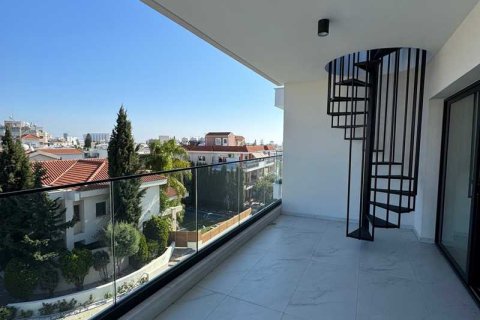 2 bedrooms Penthouse in Limassol, Cyprus No. 74905 17