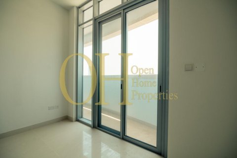 2 bedrooms Apartment in Al Reem Island, UAE No. 8395 6