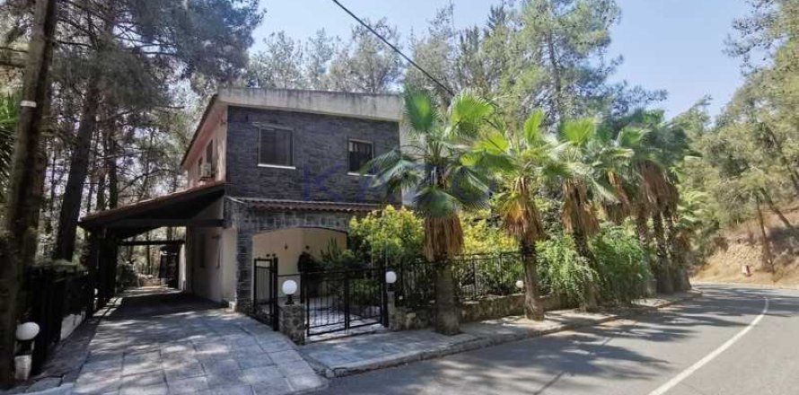 4 bedrooms House in Moniatis, Cyprus No. 63163