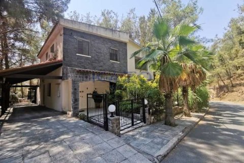 4 bedrooms House in Moniatis, Cyprus No. 63163 12