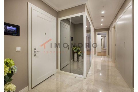 2+1 Apartment en Umraniye, Turkey No. 17248 3