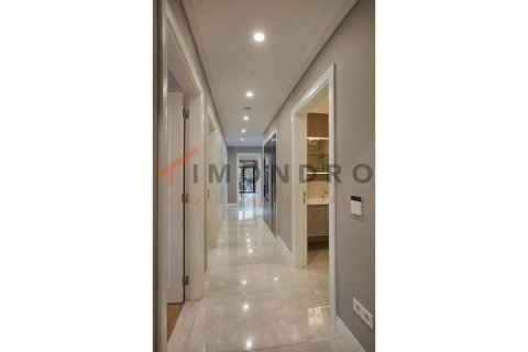 2+1 Apartment en Umraniye, Turkey No. 17248 24