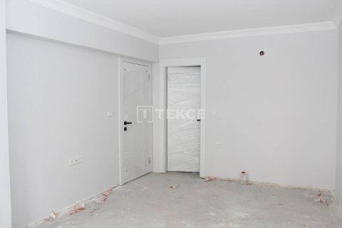 4+1 Apartment in Ankara, Turkey No. 11952 11