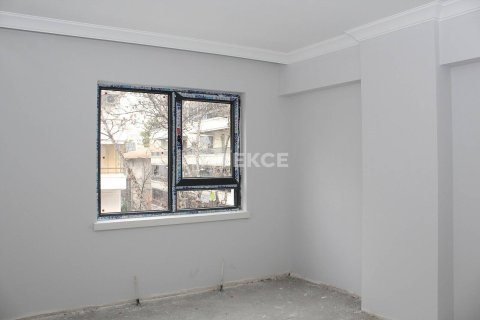 4+1 Apartment in Ankara, Turkey No. 11952 12