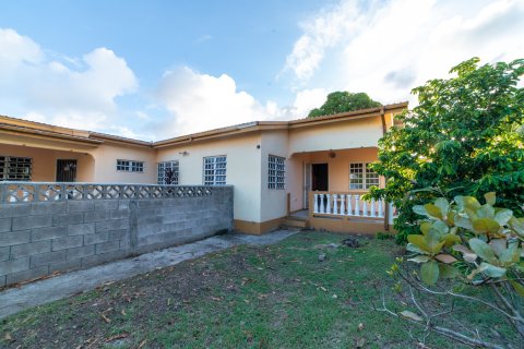 3 dormitorios Villa en Basseterre, Saint Kitts and Nevis No. 61423 4