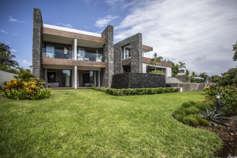 5 bedrooms Villa in Riviere du Rempart, Mauritius No. 60789 1