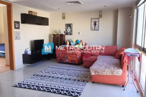 3 bedrooms Townhouse in Al Raha Gardens, UAE No. 8015 2