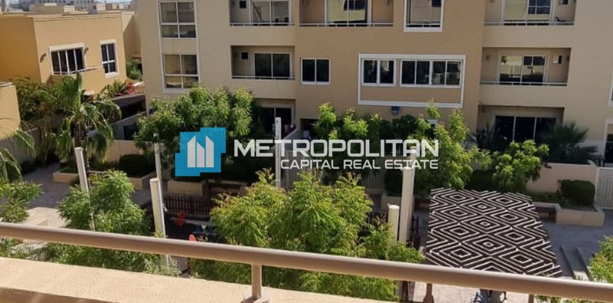 3 bedrooms Townhouse in Al Raha Gardens, UAE No. 8015