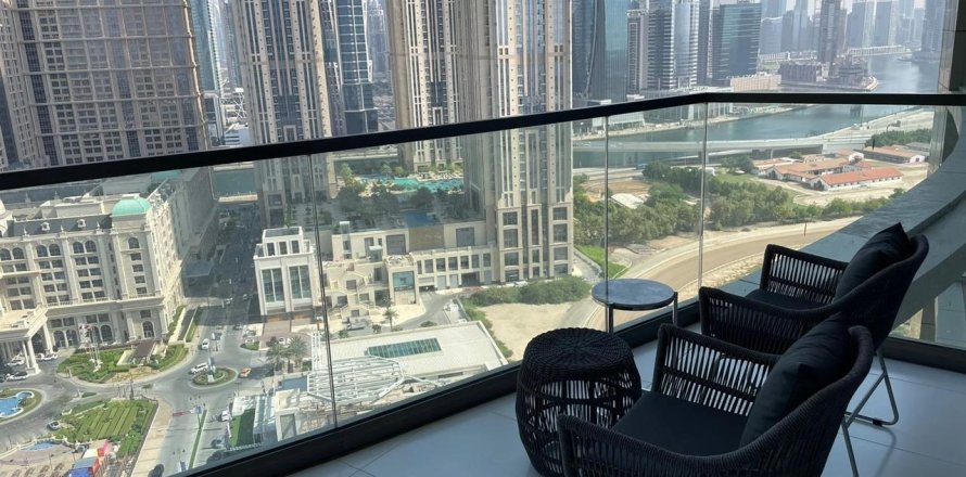 Studio Apartment in Business Bay, UAE No. 8022