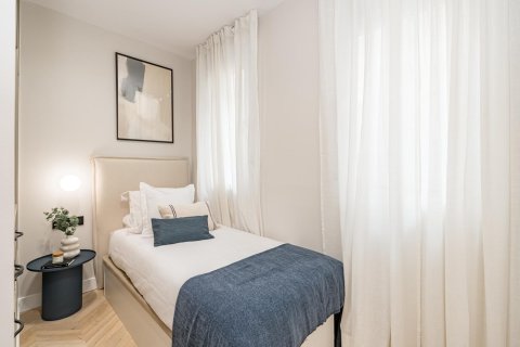 3 dormitorios Apartment en Madrid, Spain No. 27527 4