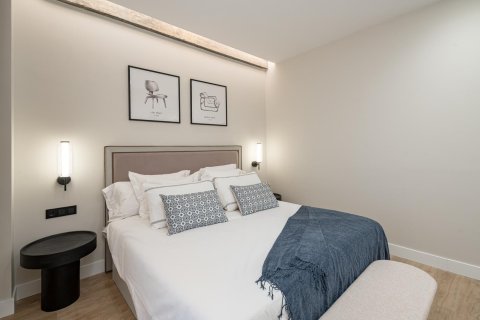 3 dormitorios Apartment en Madrid, Spain No. 27521 2