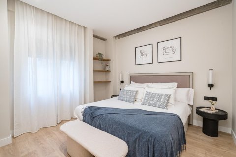 3 dormitorios Apartment en Madrid, Spain No. 27521 4