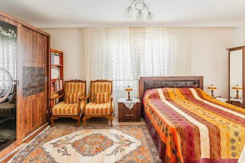 5 rooms Apartment in Cikcilli, Turkey No. 21416 3