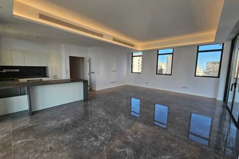 2 bedrooms Penthouse in Limassol, Cyprus No. 74891 1