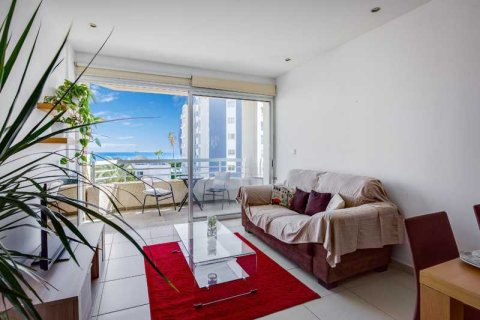 2 dormitorios Apartment en Germasogeia, Cyprus No. 74887 3