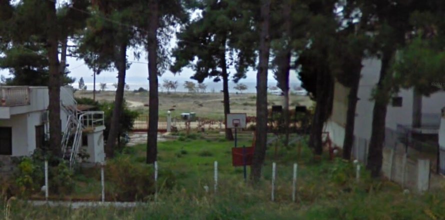 1030m² Land in Polygyros, Greece No. 56193