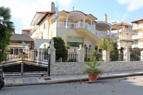 4 dormitorios Villa en Katerini, Greece No. 56190 3