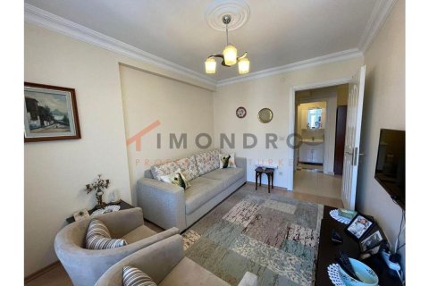 3+1 Apartment en Besiktas, Turkey No. 20917 8