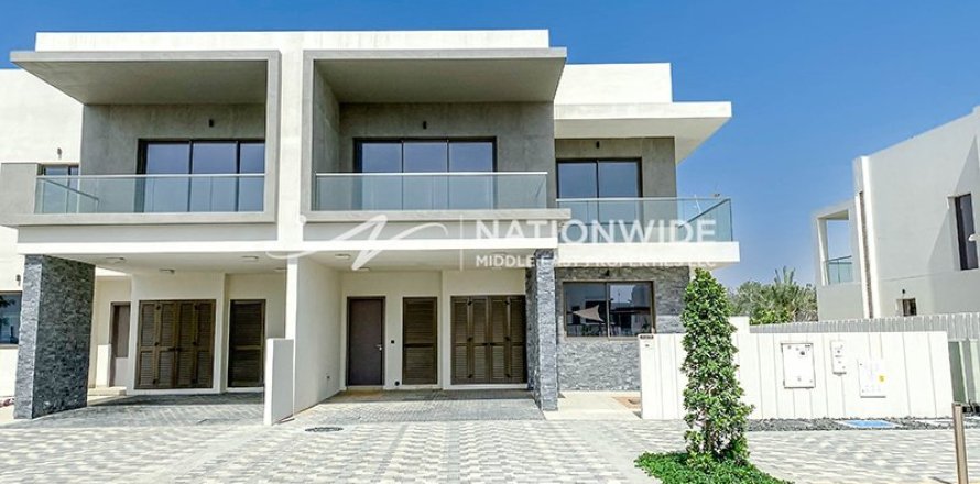 3 bedrooms Townhouse on the Yas Island, UAE No. 4698