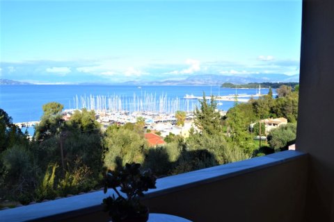 350m² House in Corfu, Greece No. 56818 11