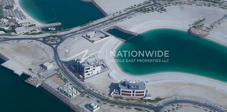 1513m² Land in Nareel Island, UAE No. 4318