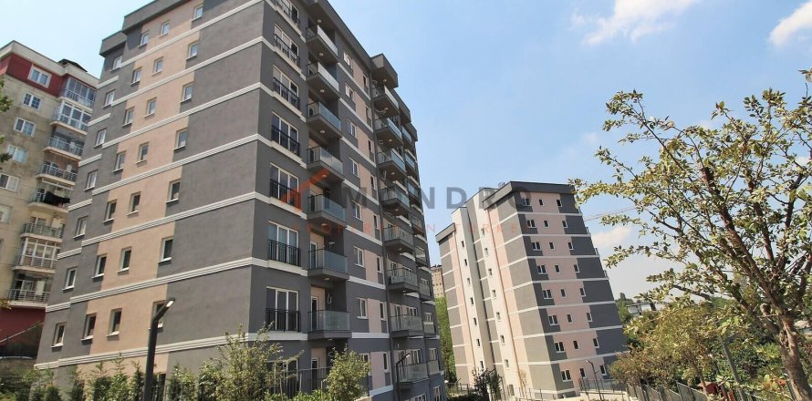 3+1 Apartment in Kâğıthane, Turkey No. 17904