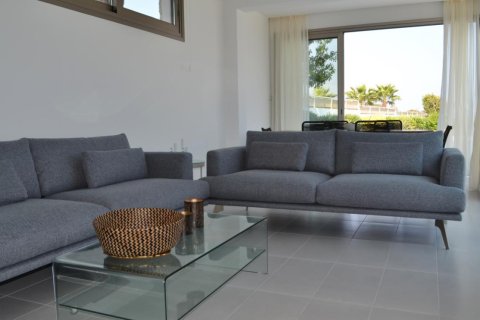 3 bedrooms Villa in Larnaca, Cyprus No. 51453 2