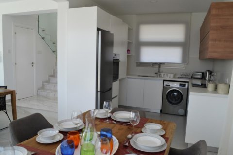 3 bedrooms Villa in Larnaca, Cyprus No. 51453 6