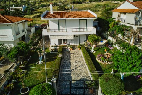 4 dormitorios Maisonette en Kalyvia Thorikou, Greece No. 55062 1