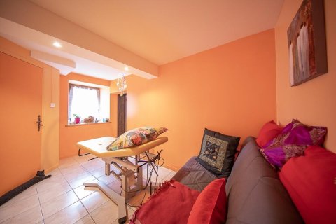 2 bedrooms Apartment in Le Biot, France No. 68610 11