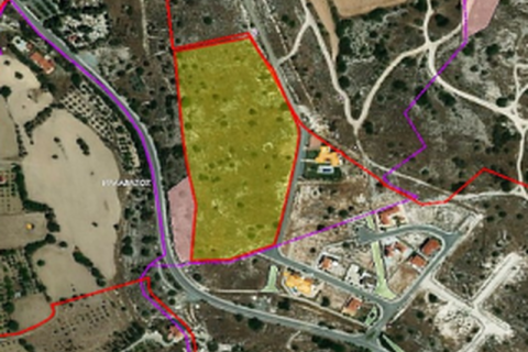 24274m² Land en Kalavasos, Cyprus No. 42076 1