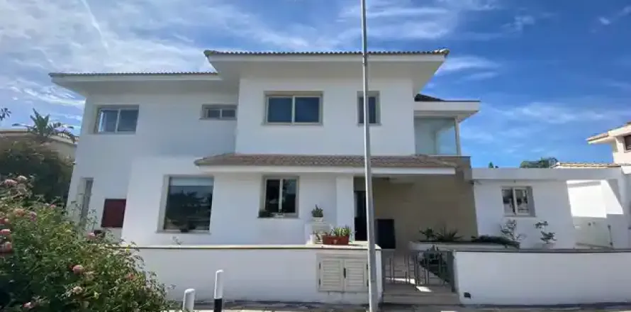 5 dormitorios House en Larnaca, Cyprus No. 30703