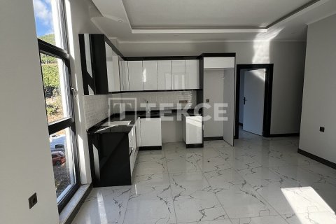 2+1 Apartment en Alanya, Turkey No. 73868 5