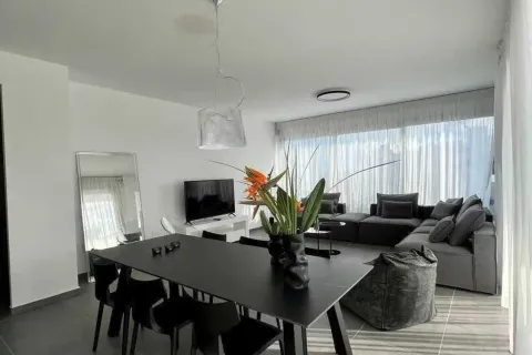 4 dormitorios Penthouse en Limassol, Cyprus No. 33338 7