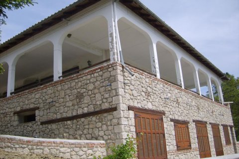 240m² Commercial property à Pieria, Greece No. 48994 11